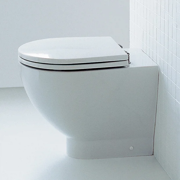 Ideal Standard White Toilet Seat & Cover 6 Ideal Standard White Toilet Seat & Cover - Image 4